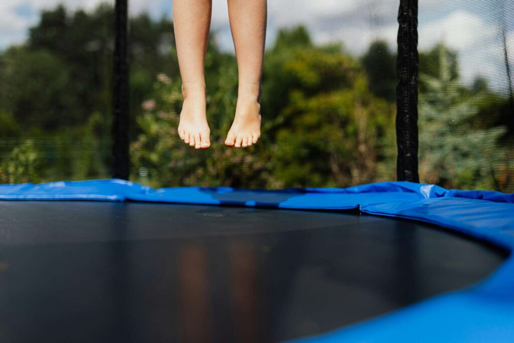 trampolin springen richtige vs falsche technik